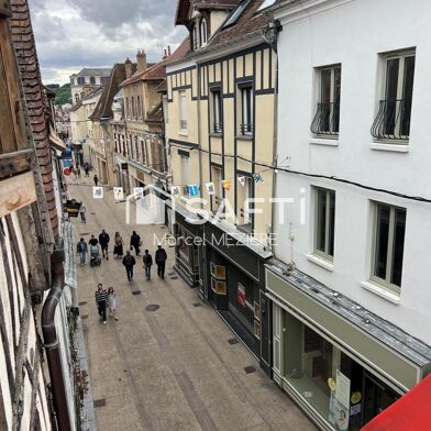 Appartement 5 pièces 220000 €