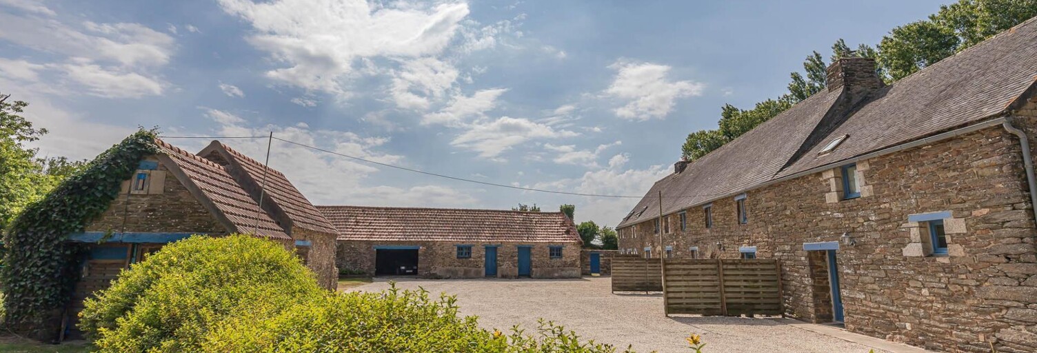 Maison 12 Pièces 350 m² à vendre à Plouvorn (29420)