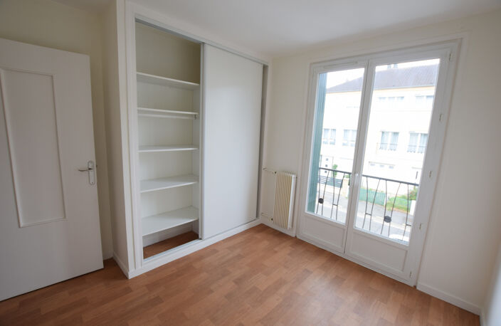 F2 Lunmineux avec une grande cave. — photo 3