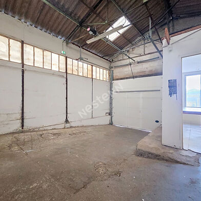 Commerce  322000 €