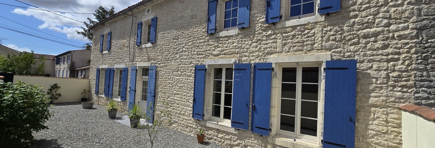 Maison 8 Pièces 206 m² à vendre à Loiré-sur-Nie (17470)