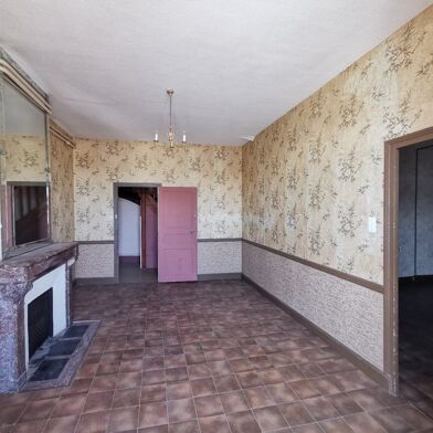 Maison 9 pièces 110000 €