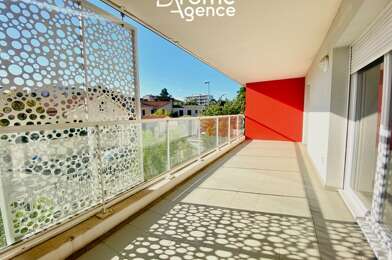 Appartement 2 pièces 740 €