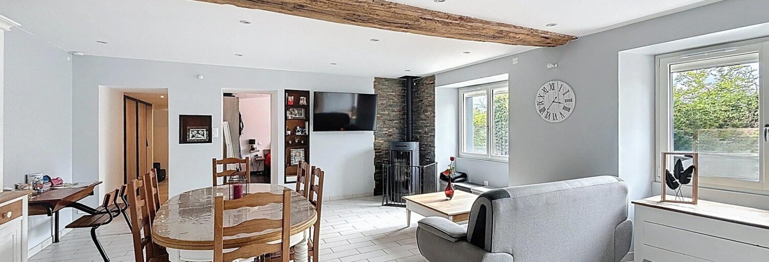 Maison 5 Pièces 105 m² à vendre à Les Hauts-d'Anjou (49330)