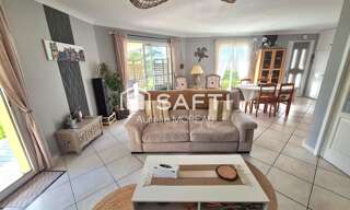 Maison 6 Pièces 154 m² à vendre à Bassens (33530)