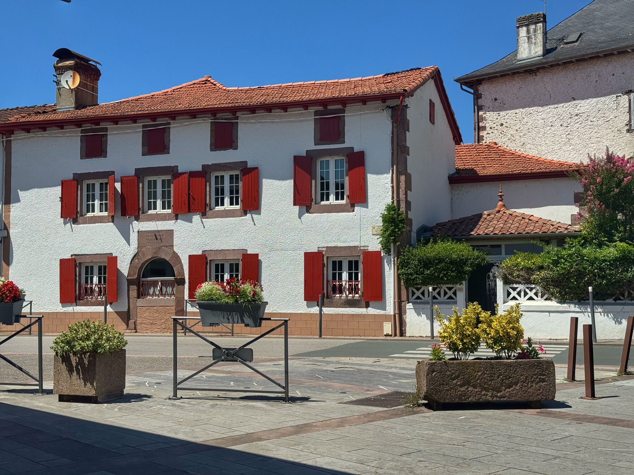 Villa / Maison  T11 à vendre Saint-Jean-Pied-de-Port 64220