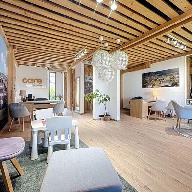 Commerce  175000 €