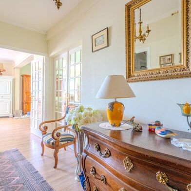 Appartement 6 pièces 574900 €