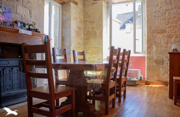 Maison de bourg de 8 pièces principales — photo 2