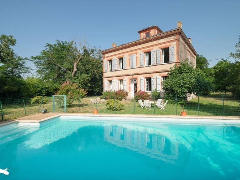 Domaine de 7 pièces principales — photo 1
