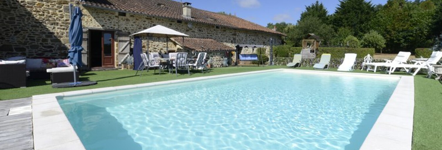 Maison 6 Pièces 185 m² à vendre à Écuras (16220)