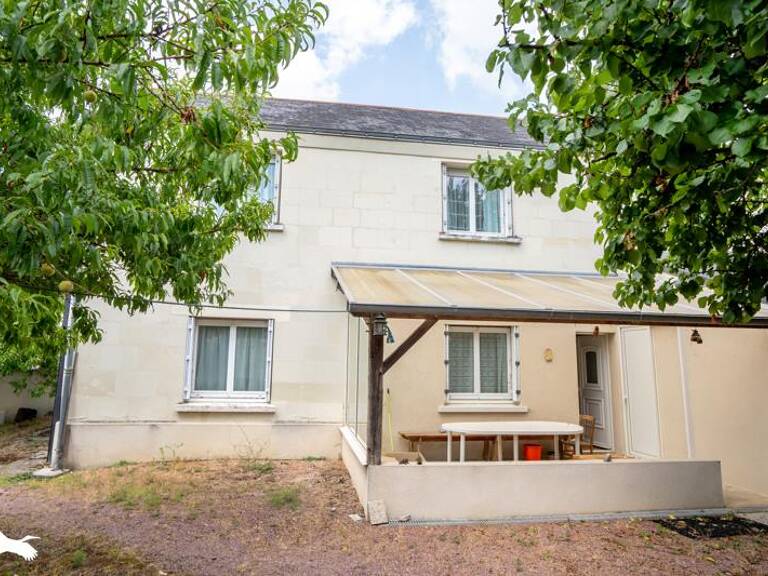 Maison en pierre de 6 pièces principales — photo 1