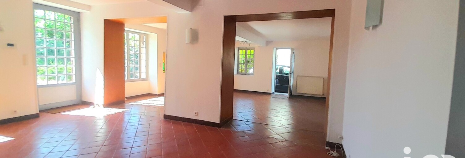 Maison 5 Pièces 143 m² à vendre à Saint-Aubin-sur-Yonne (89300)