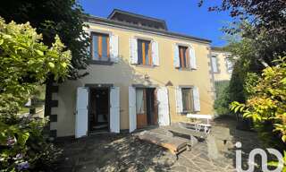 Maison 10 Pièces 260 m² à vendre à Volvic (63530)