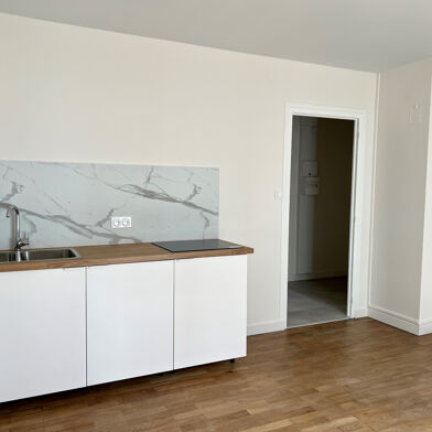 Appartement 1 pièces 496 €
