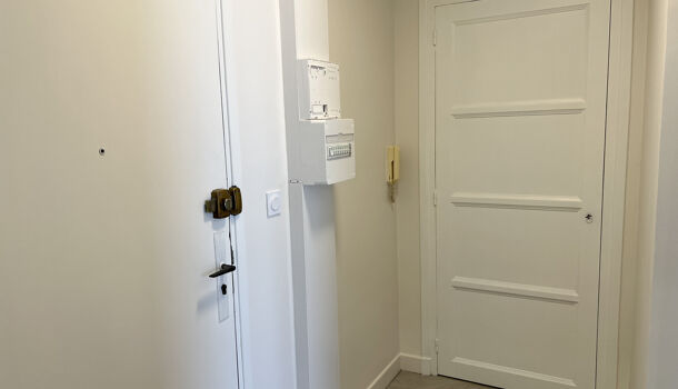 Appartement 1 pièces  à louer Grenoble 38100