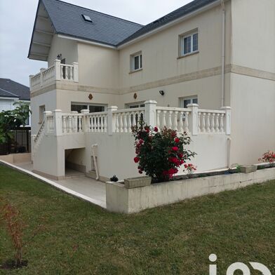 Maison 10 pièces 592000 €