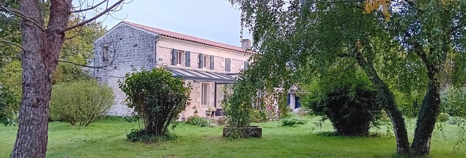 Maison 8 Pièces 248 m² à vendre à Plassay (17250)