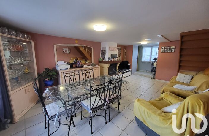 Vente Maison/villa 5 pièces — photo 2