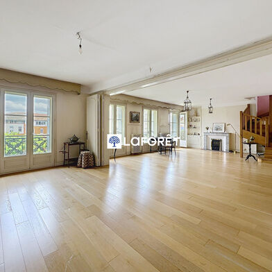 Appartement 4 pièces 492000 €