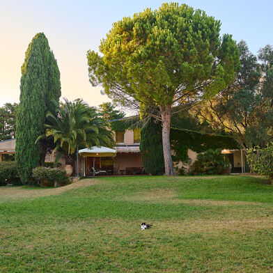 Maison 6 pièces 840000 €