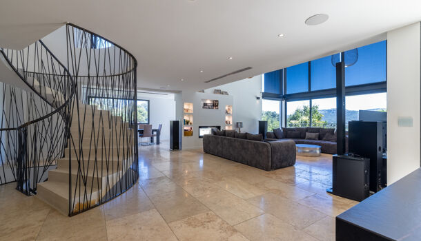 Villa / Maison 5 pièces  à vendre Marseille 11eme 13011