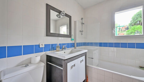 Villa / Maison 8 pièces  à vendre Beauvoisin 30640