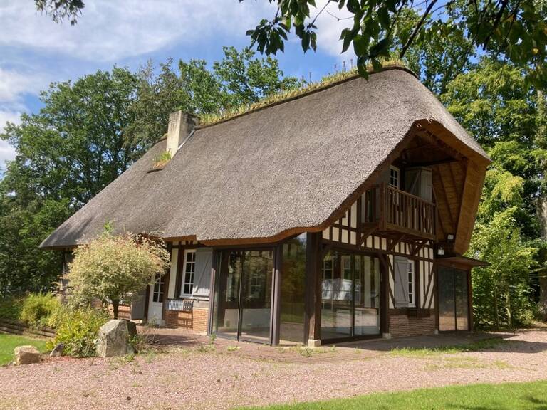 Maison en toit de chaume de 118 M2 en surface utile sur un terrain de 5200 M2 à 13 mn de Lisieux — photo 1