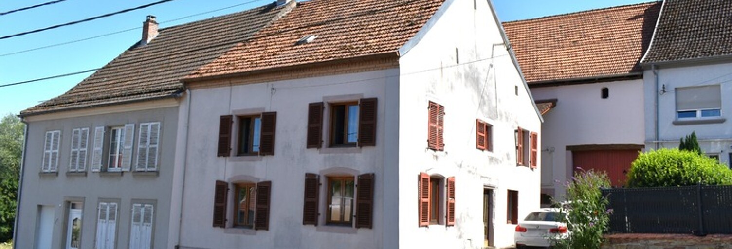 Maison 10 Pièces 110 m² à vendre à Oermingen (67970)