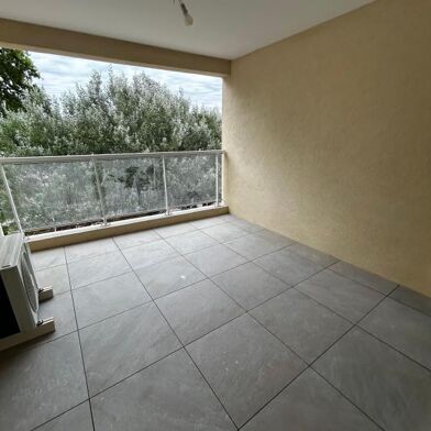 Appartement 3 pièces 1040 €