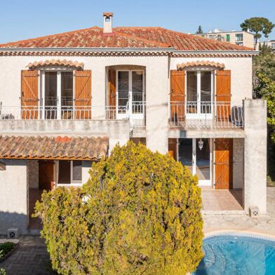 Maison 6 pièces 750000 €
