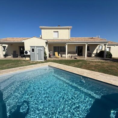 Maison 6 pièces 915200 €