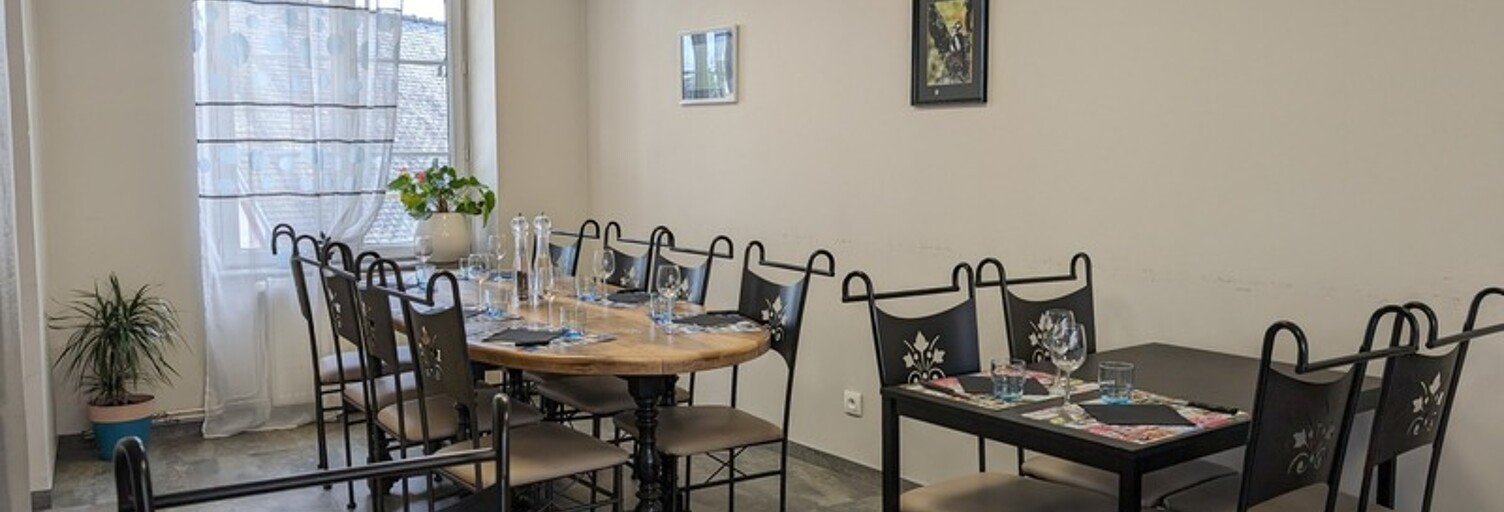 Commerce 14 Pièces 300 m² à vendre à Les Monts-d'Andaine (61600)