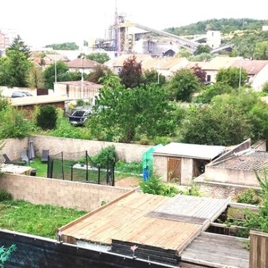 Appartement 4 pièces 109000 €