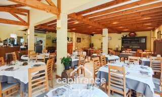 Commerce 15 Pièces 272 m² à vendre à Sagelat (24170)