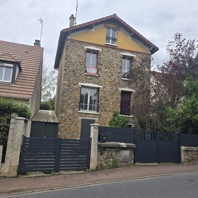 Maison 5 pièces 667800 €