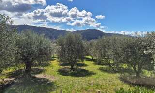 Terrain  892 m² à vendre à Oraison (04700)