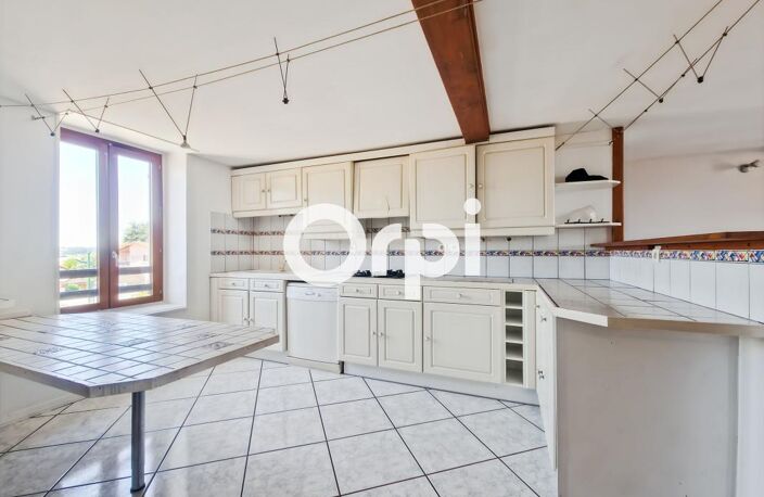 Duplex avec vue degagée et stationnements – Saint-Martin-en-Haut — photo 3