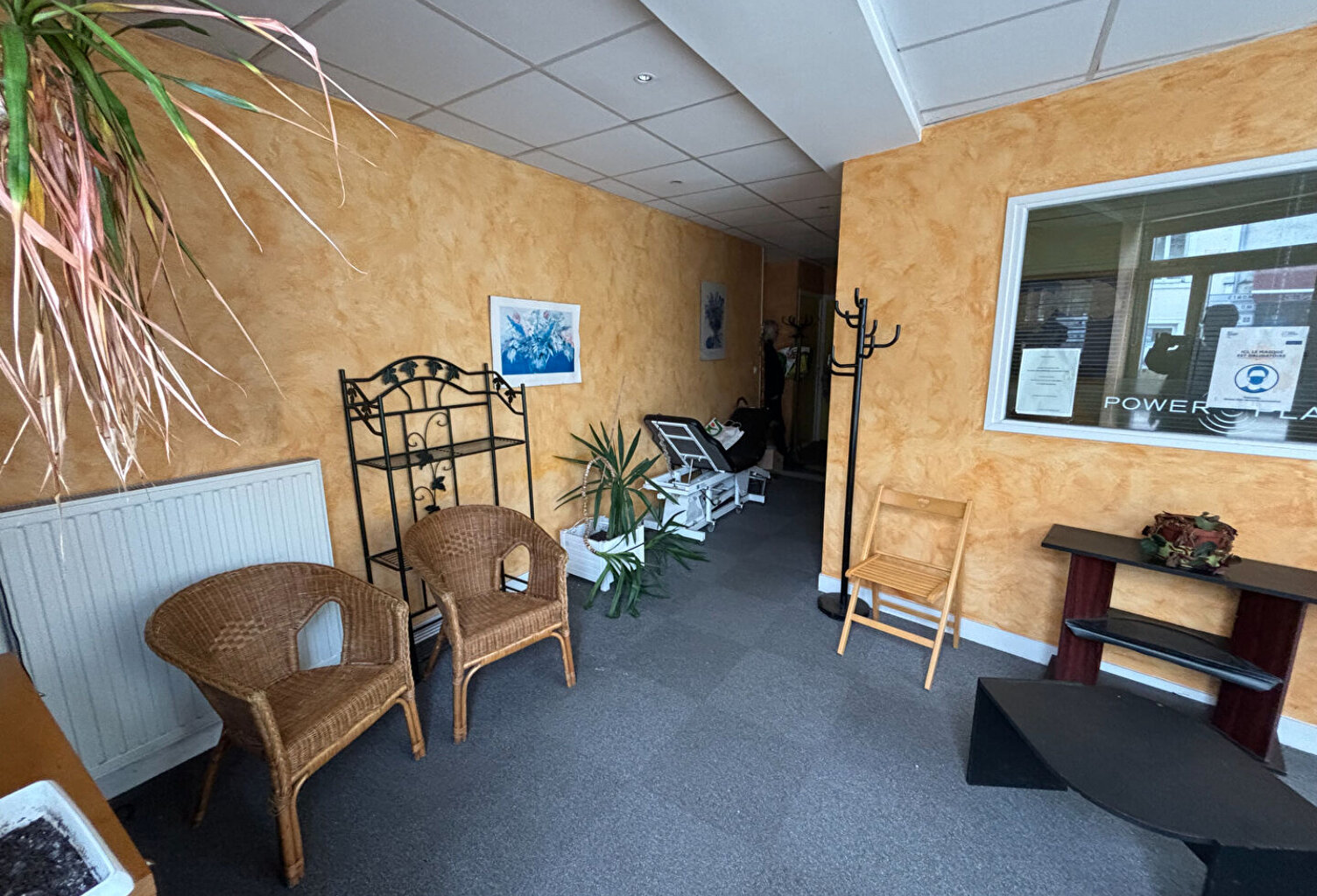 Immeuble Artannes sur Indre — photo 1
