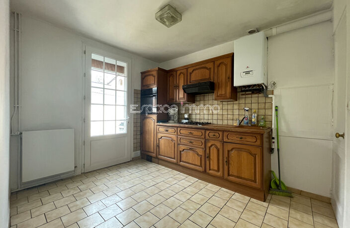 Maison - Centre ville de Malaunay - 3 chambres - Jardin & garage — photo 3