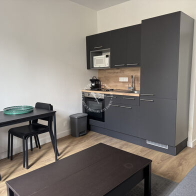 Appartement 2 pièces 700 €