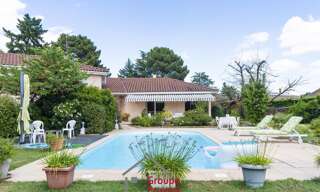 Maison 8 Pièces 240 m² à vendre à Saint-Bernard (01600)