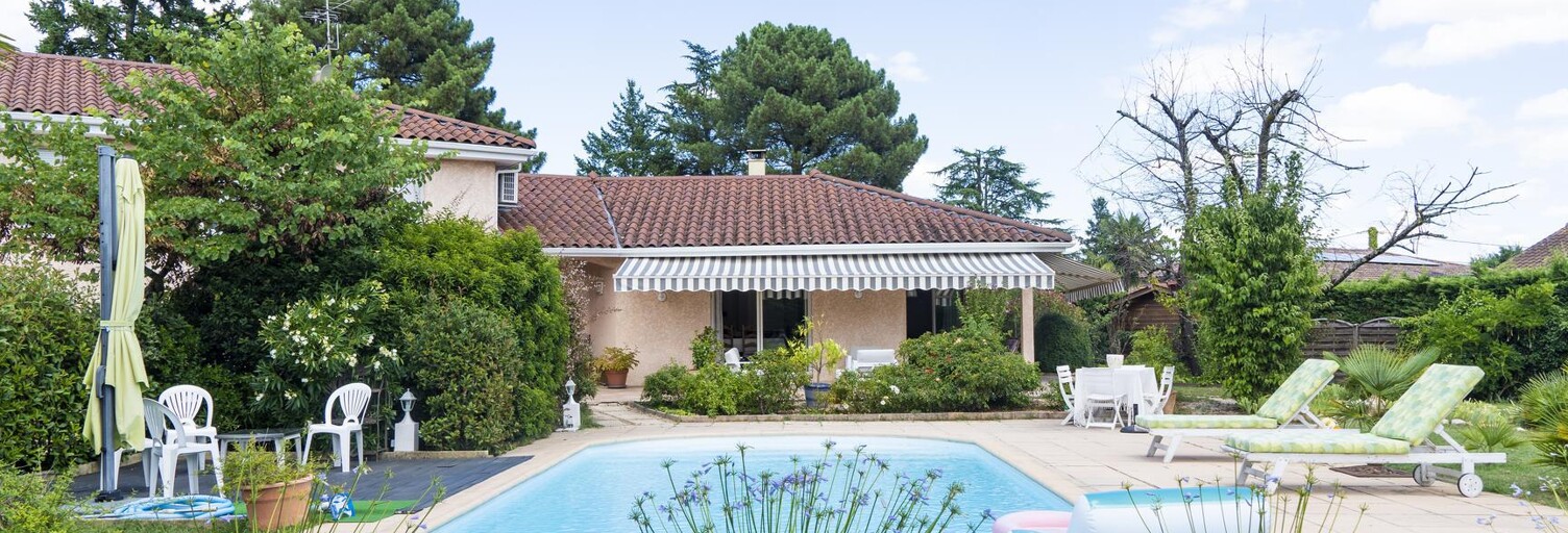 Maison 8 Pièces 240 m² à vendre à Saint-Bernard (01600)