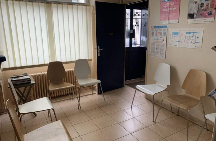 Vente commerce 3 pièces 72 m² Montbazon (37250) — photo 5