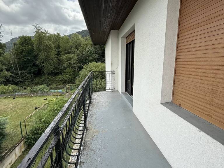 Appartement T4 avec garage et jardin — photo 1