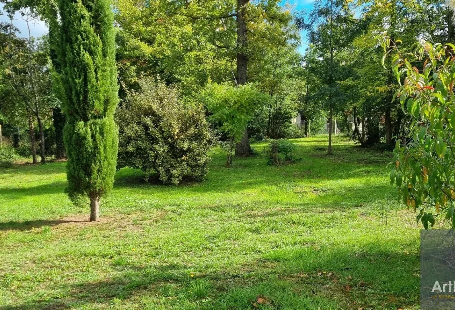 À vendre – Terrain constructible viabilisé de 715 m² à Lacroix-Saint-Ouen (60) — photo 1