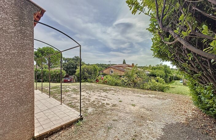AIGUES-VIVES Proche centre village — photo 3