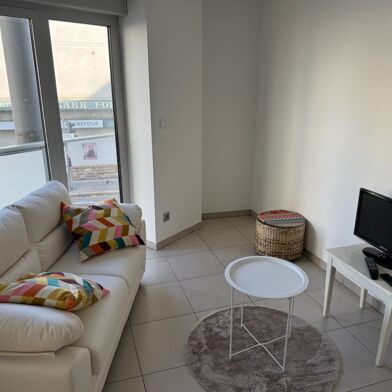 Appartement 3 pièces 940 €