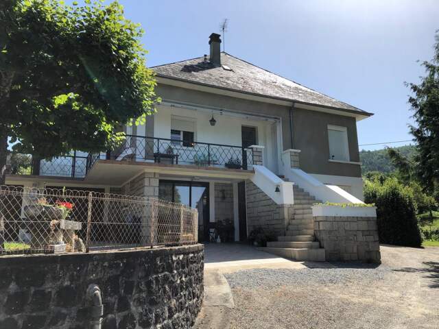 Maison en pierre — photo du bien