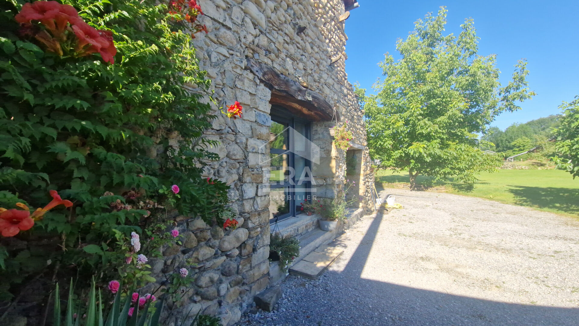 Villa / Maison  T5 à vendre Buziet 64680